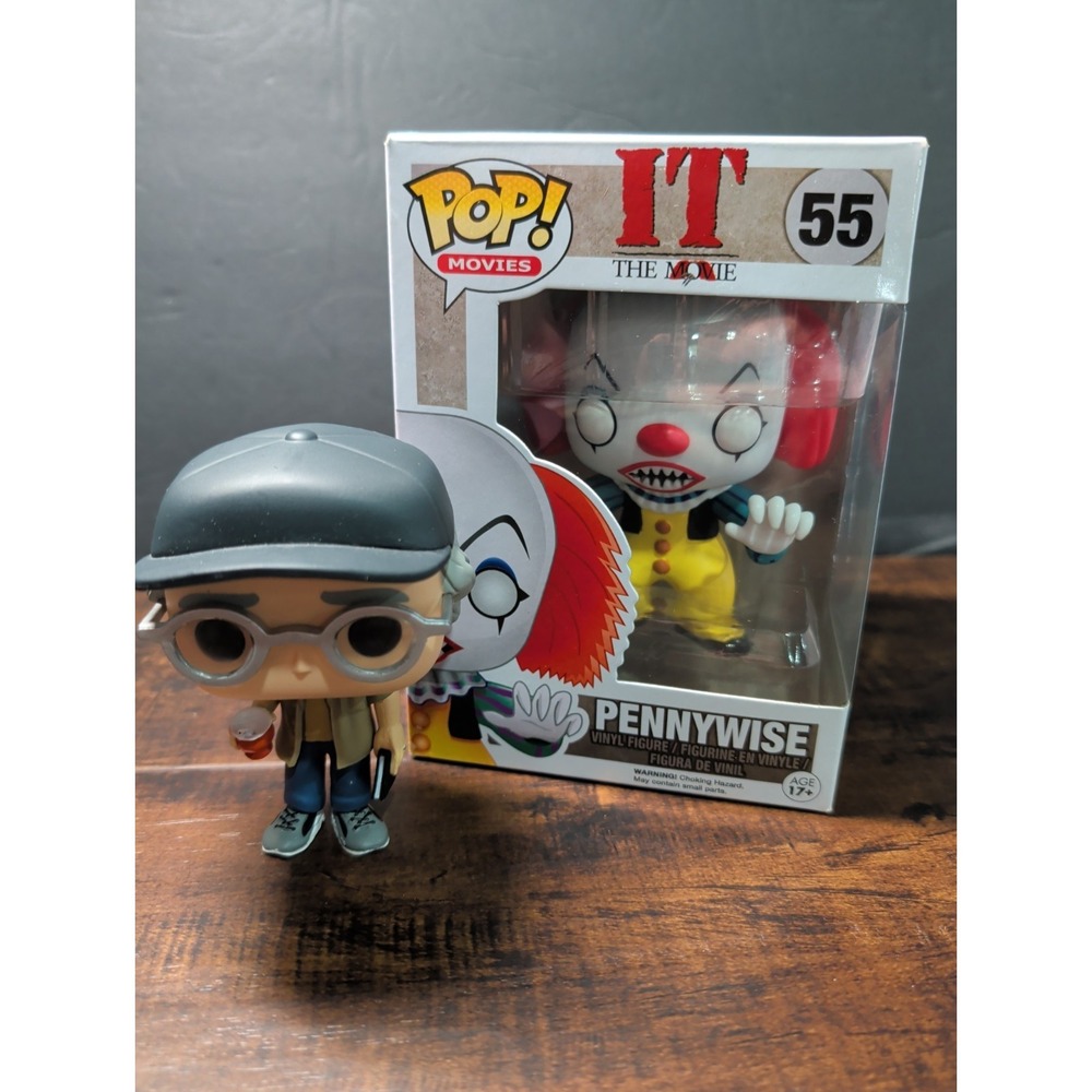 Funko Pop! Movies: IT: THE MOVIE - Pennywise - 55 Figure & Shopkeeper